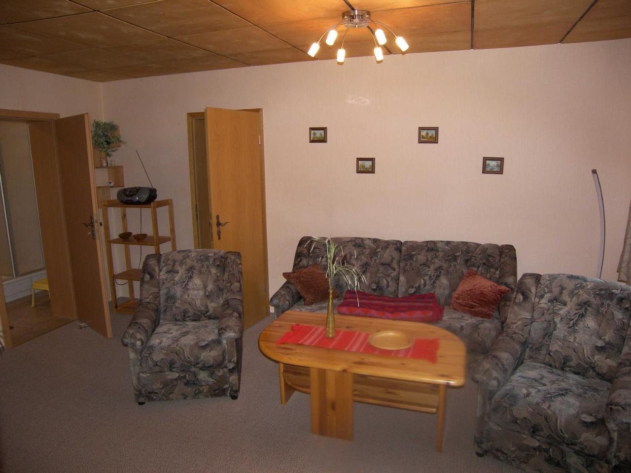 Ferienwohnung Im Haus Lutow Екстериор снимка
